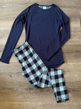 Women’s Small Blue Cuddle Duds Climate Right Pajama Set